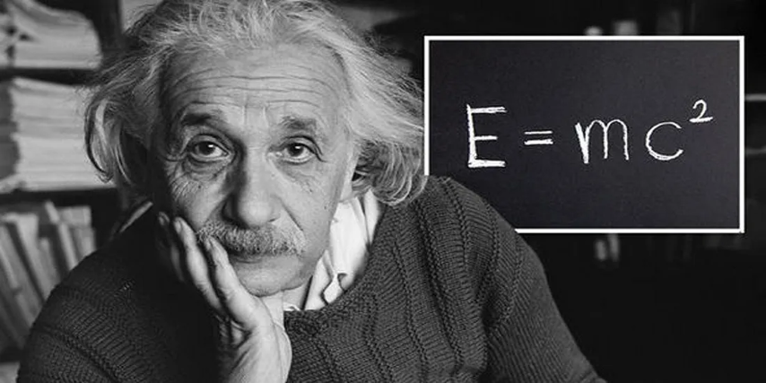 Einstein E=mc² alt text